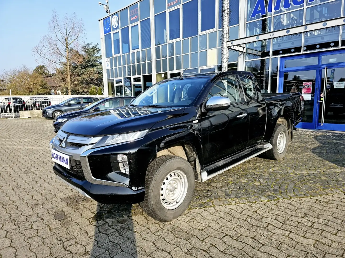Mitsubishi L200 Allrad,AHK,Sitzheizung,Winterräder Schwarz - 2