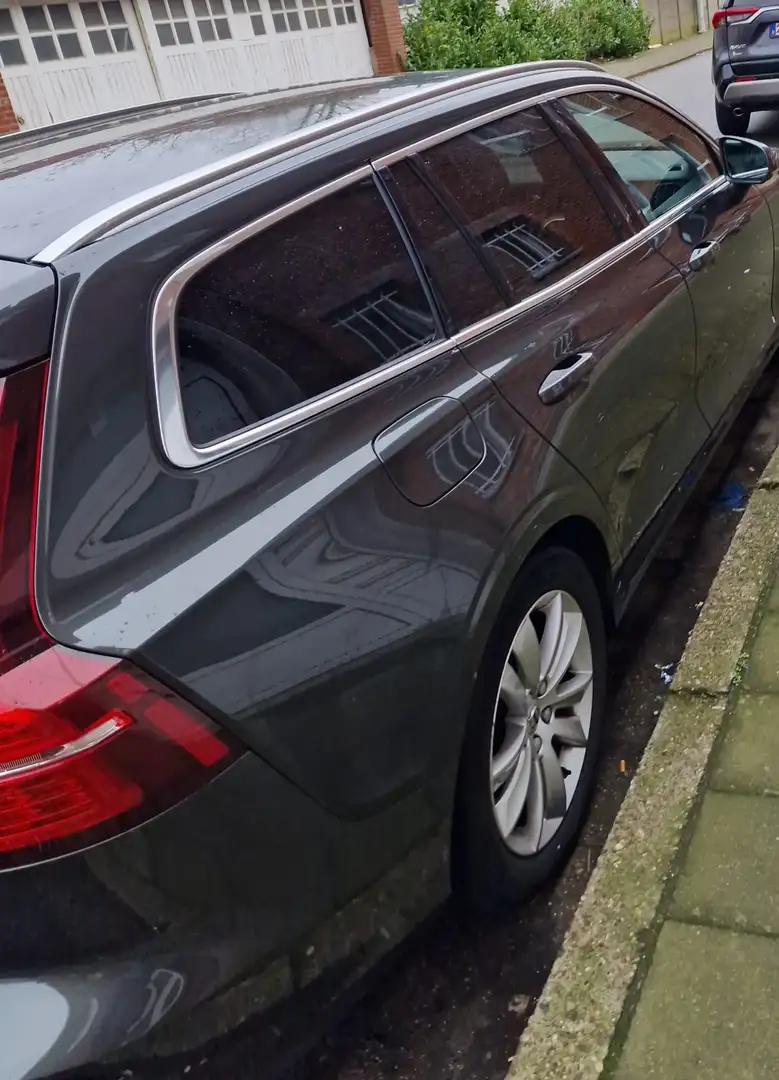 Volvo V60 V60 D3 Geartronic Momentum Braun - 1