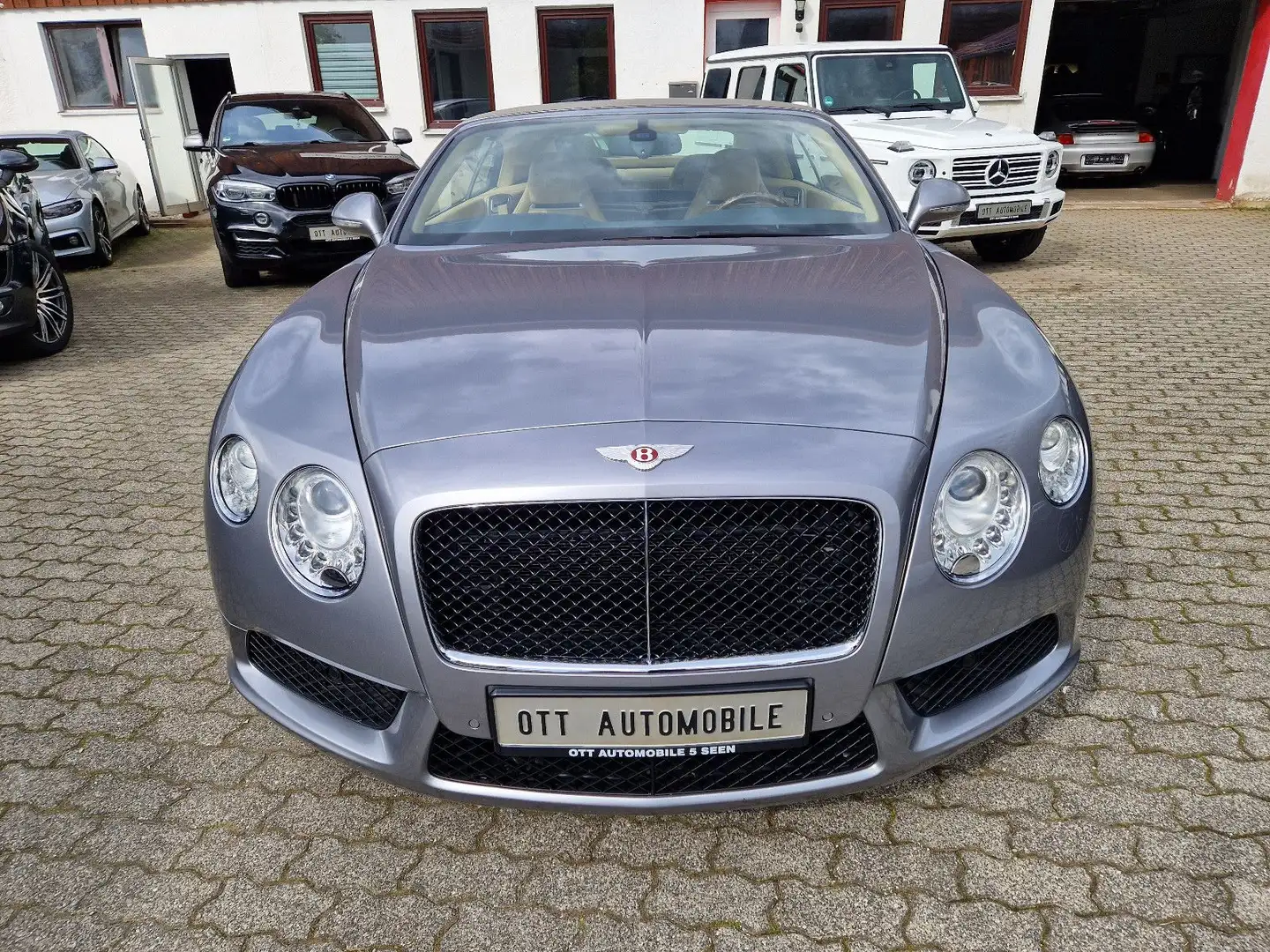 Bentley Continental GTC V8 "TRAUMZUSTAND"SERVICE NEU !!! Gris - 2