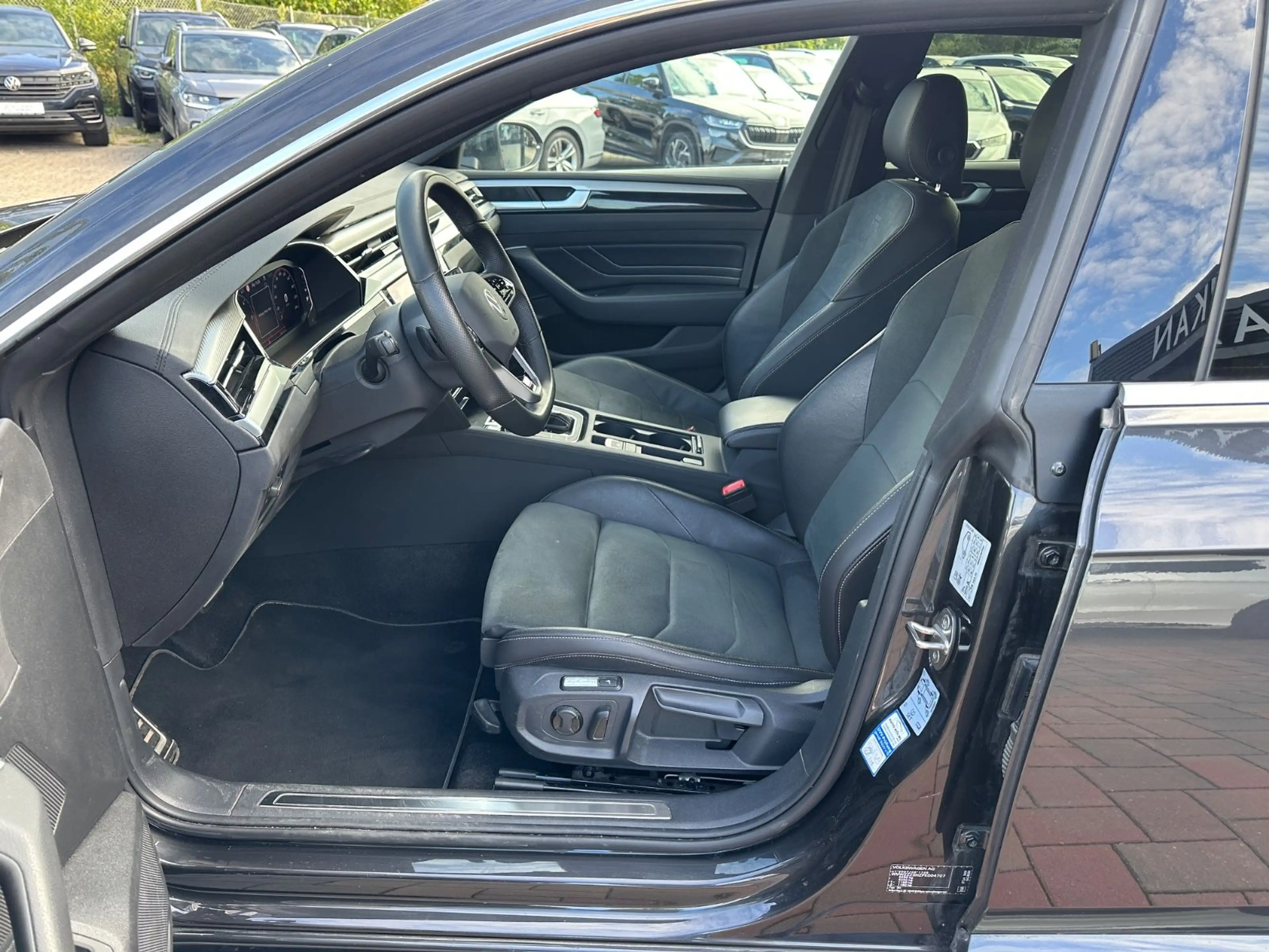 Volkswagen Arteon 2.0 TDI DSG 4M SB R-LINE*R-CAM*19"ALU*VIR — photo 10