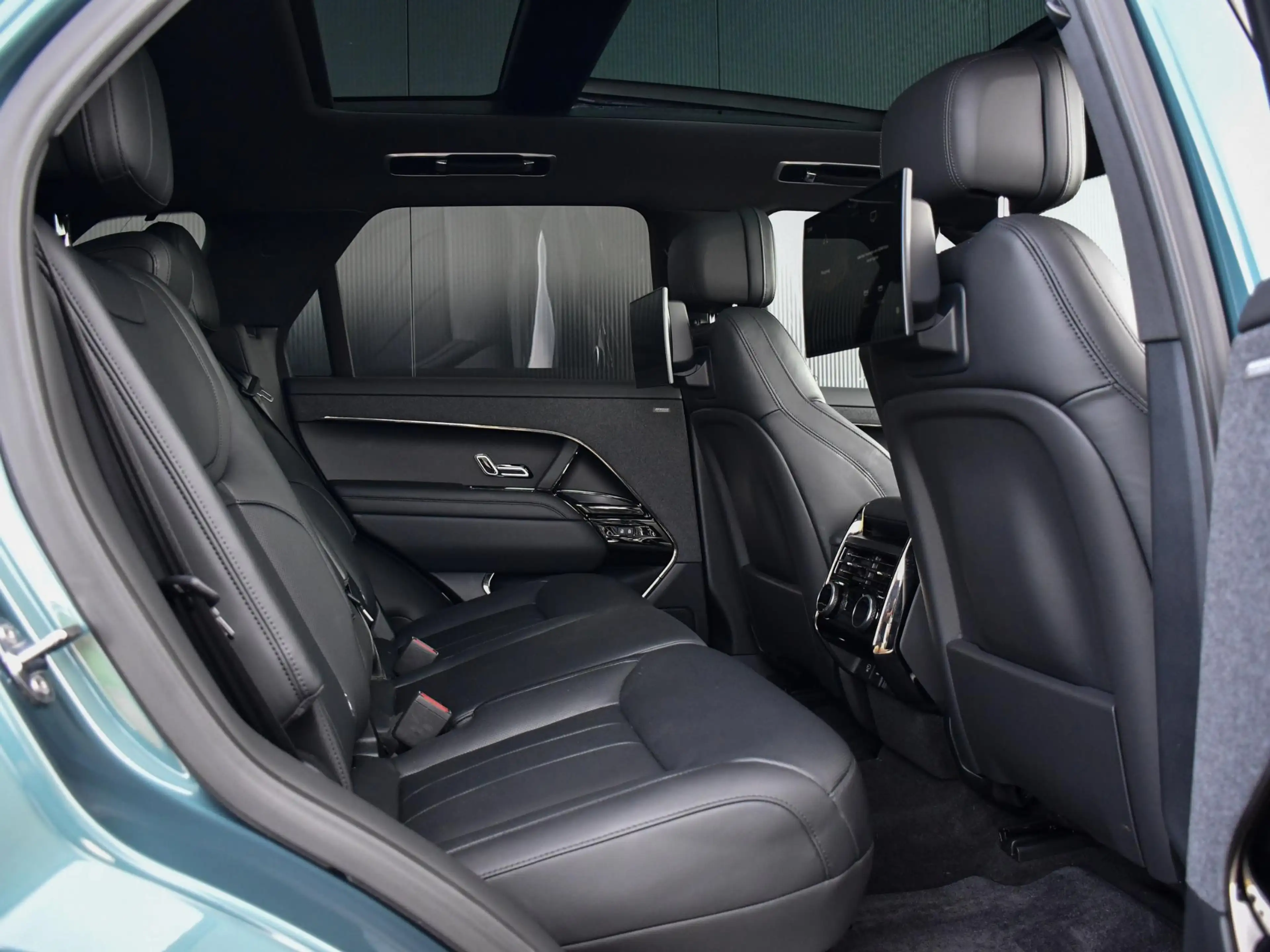 Land Rover Range Rover Sport 3.0 P460e Dynamic HSE PHEV l Trekhaak l Schuif- /k — photo 8