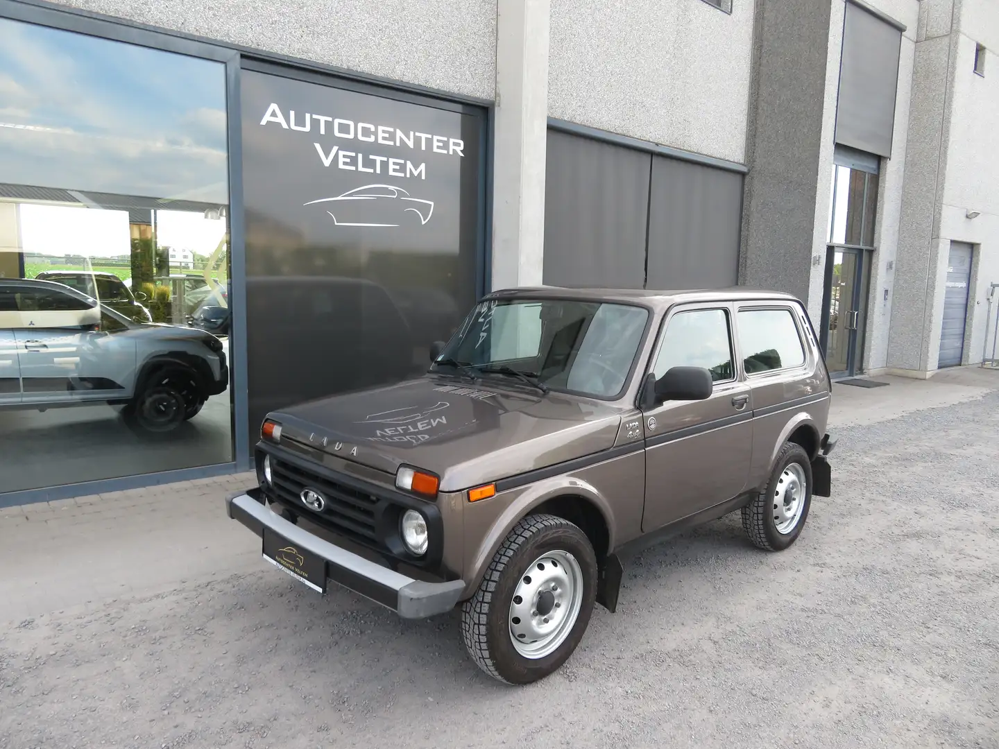 Lada 4x4 NIVA 4X4 1.7 Bruin - 1