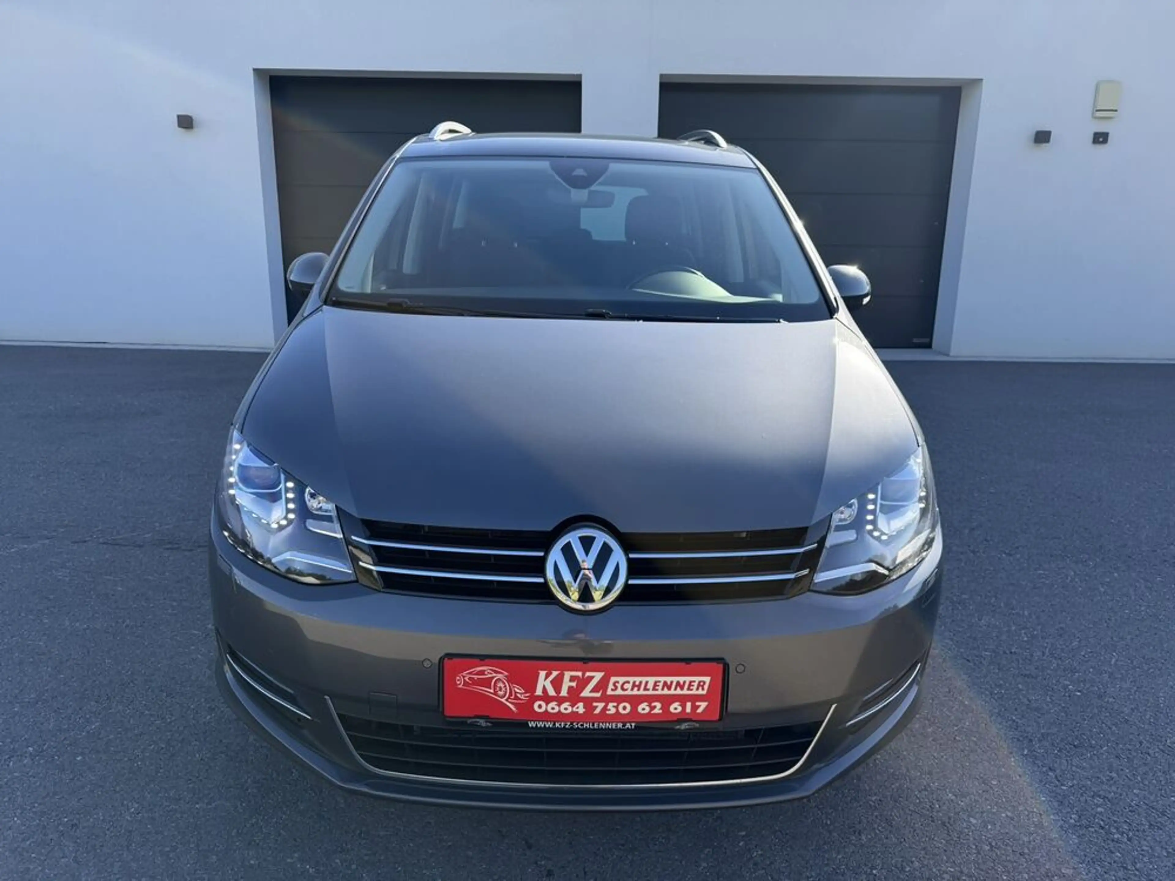 Volkswagen Sharan Business  4Motion DSG/Panorama/AHK — photo 2