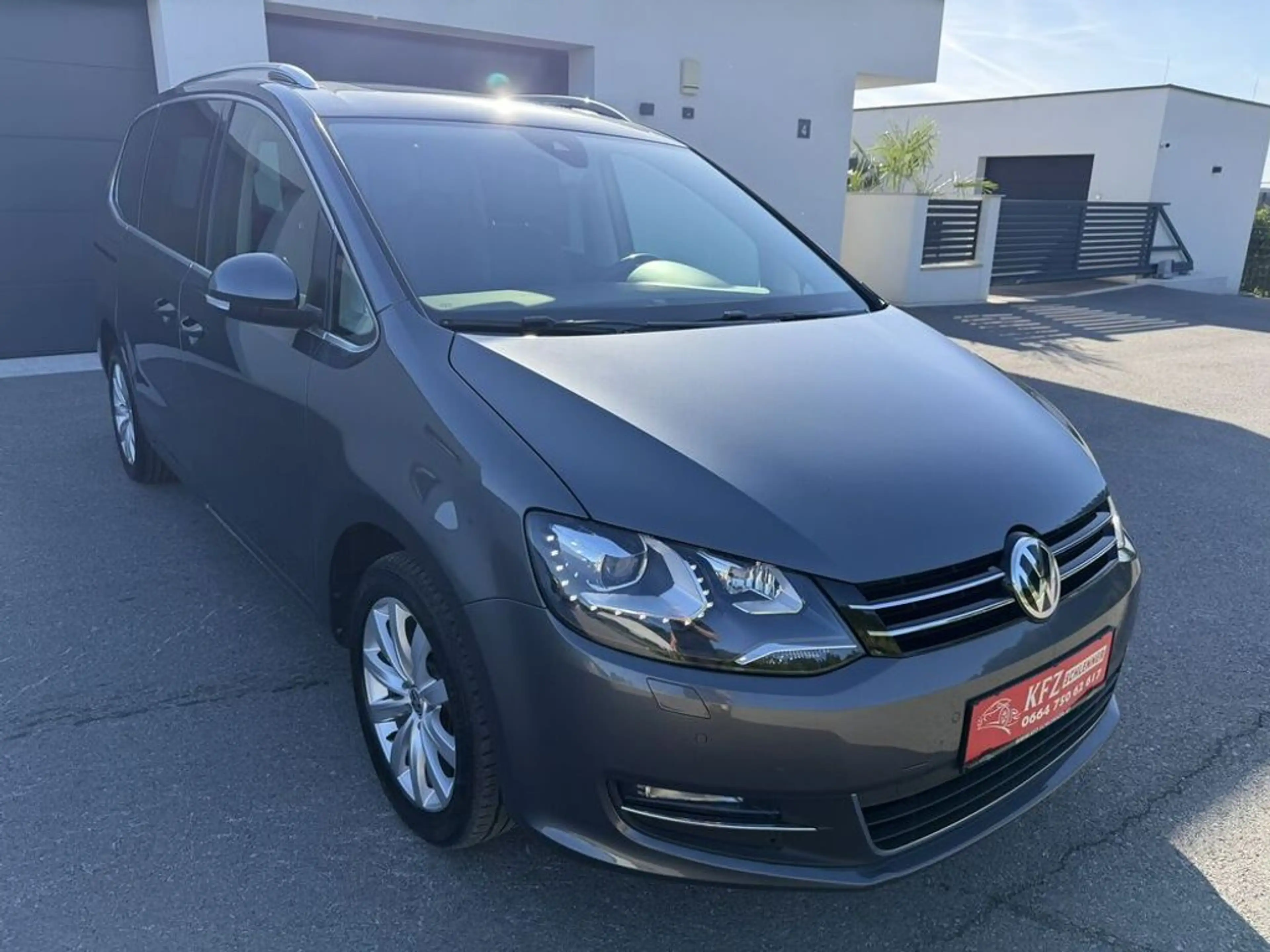 Volkswagen Sharan Business  4Motion DSG/Panorama/AHK — photo 3