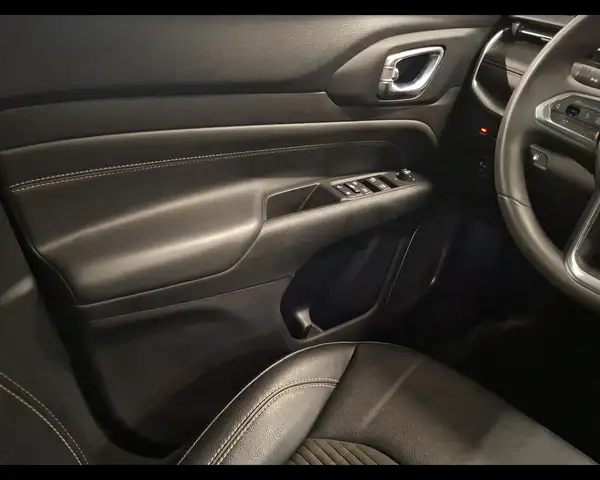 Jeep Compass view 15