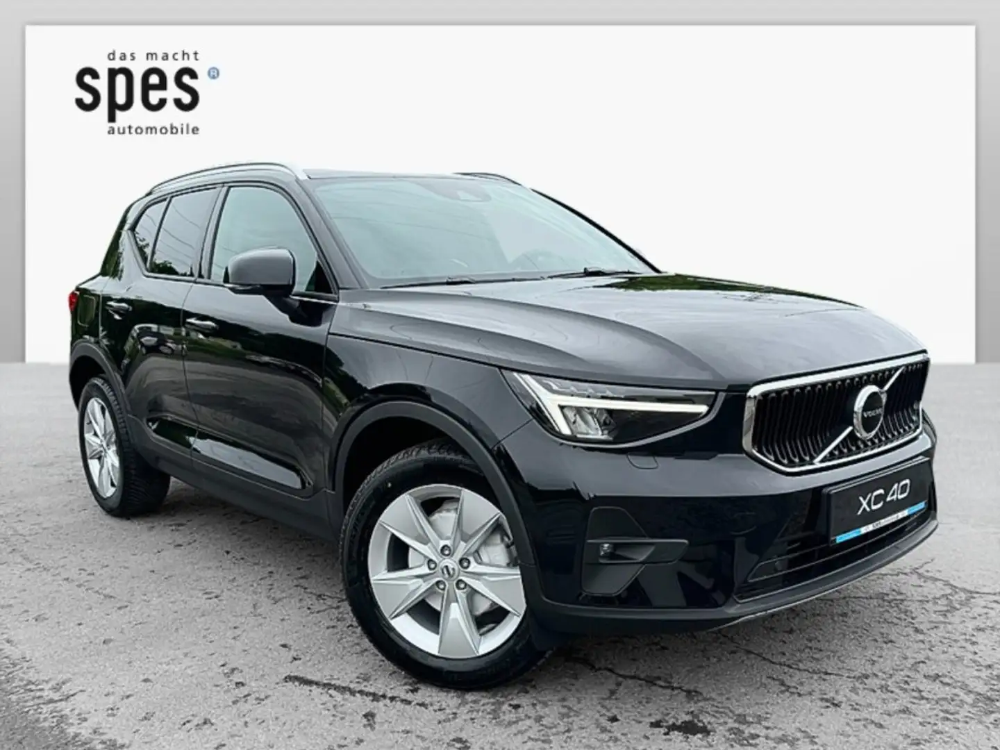 Volvo XC40 T2 Core Schwarz - 1