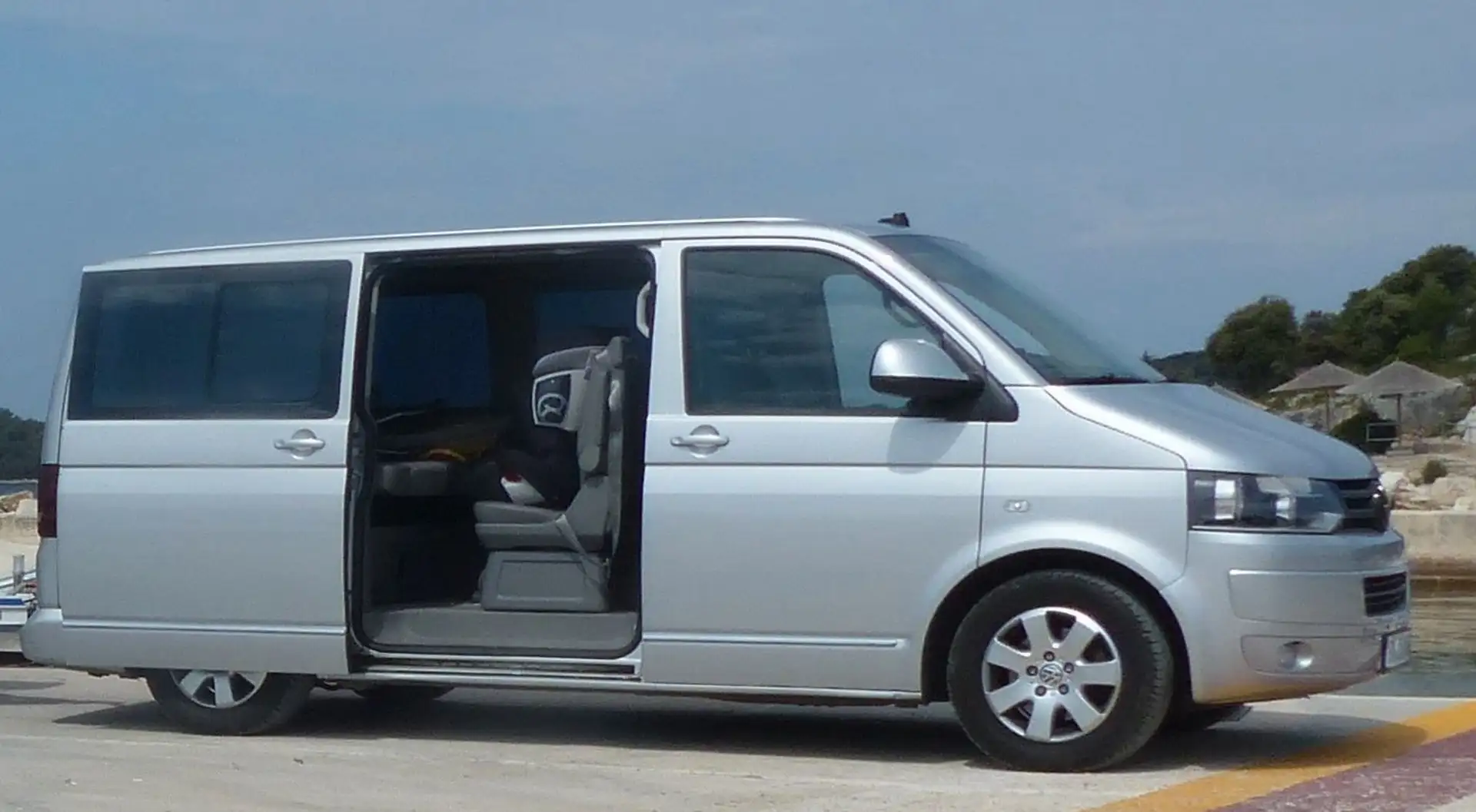 Volkswagen T5 Multivan Multivan Highline Argent - 2