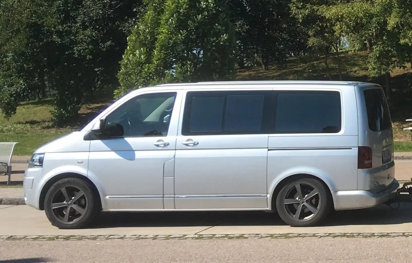 Volkswagen T5 Multivan Multivan Highline Argent - 1