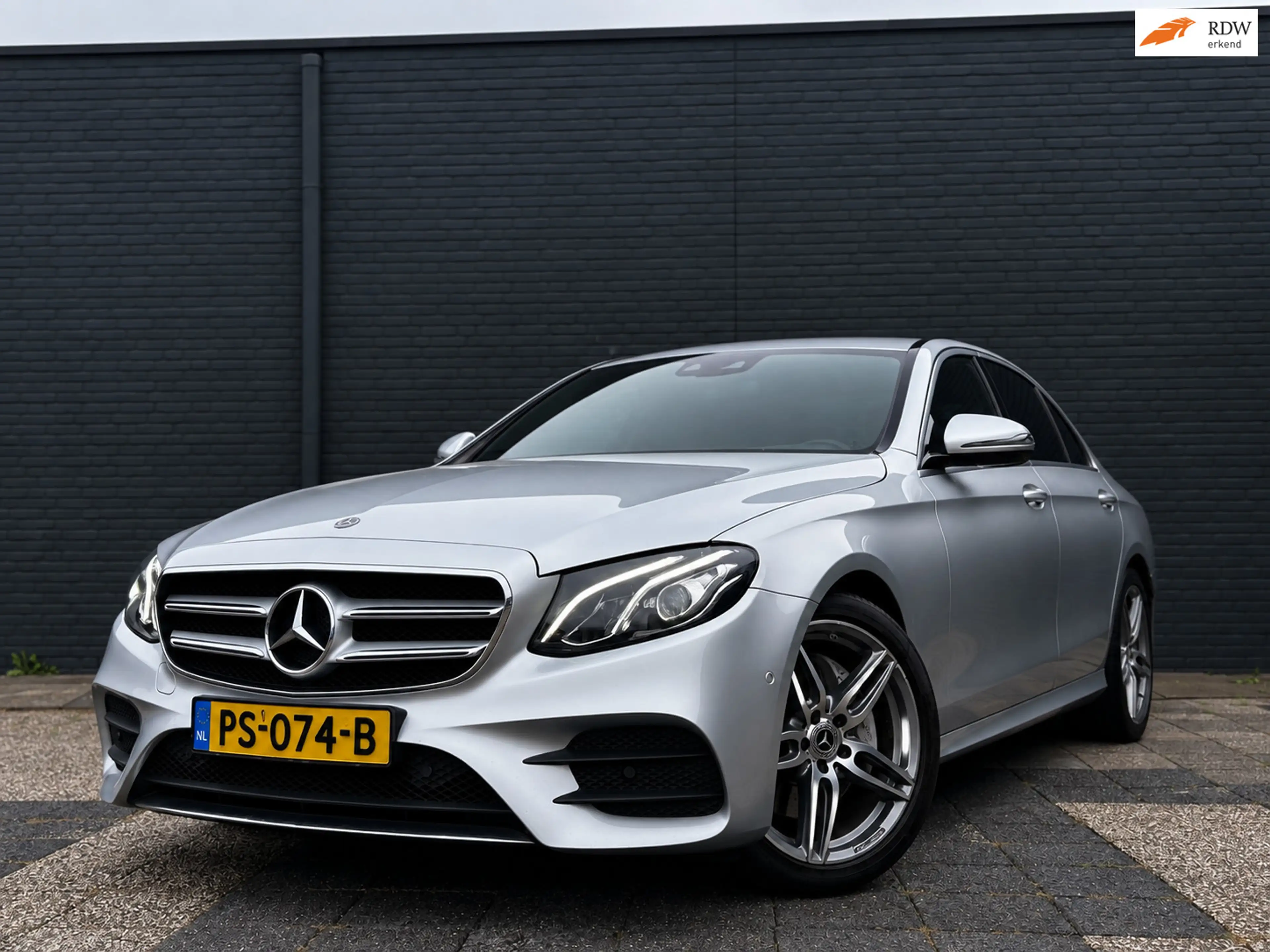 Mercedes-Benz E 200 Business Solution | Camera | Sfeer | Widescreen