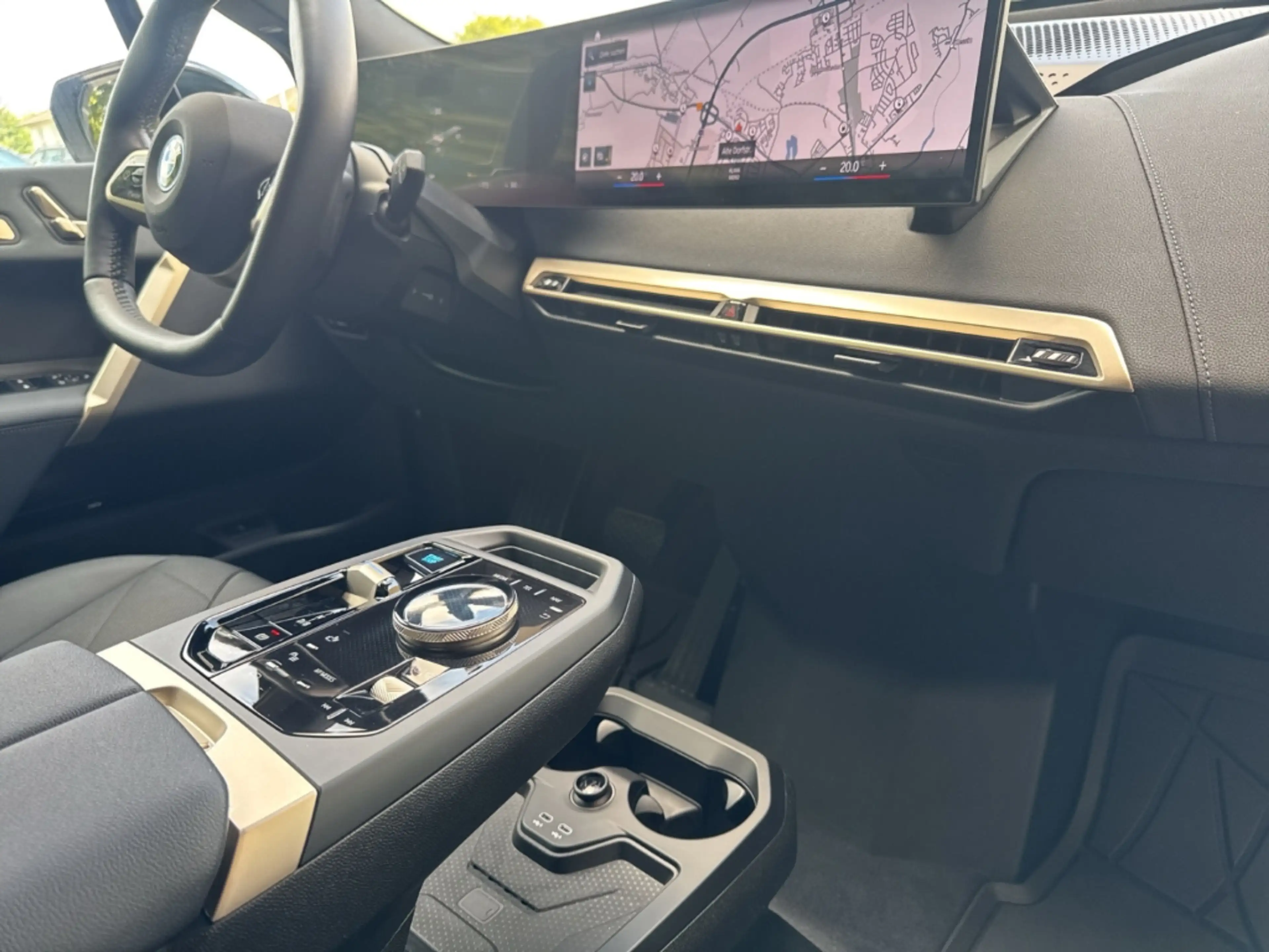BMW iX 50 Sport/Laser/Panorama/Navi/Bowers & Wilkins — photo 11