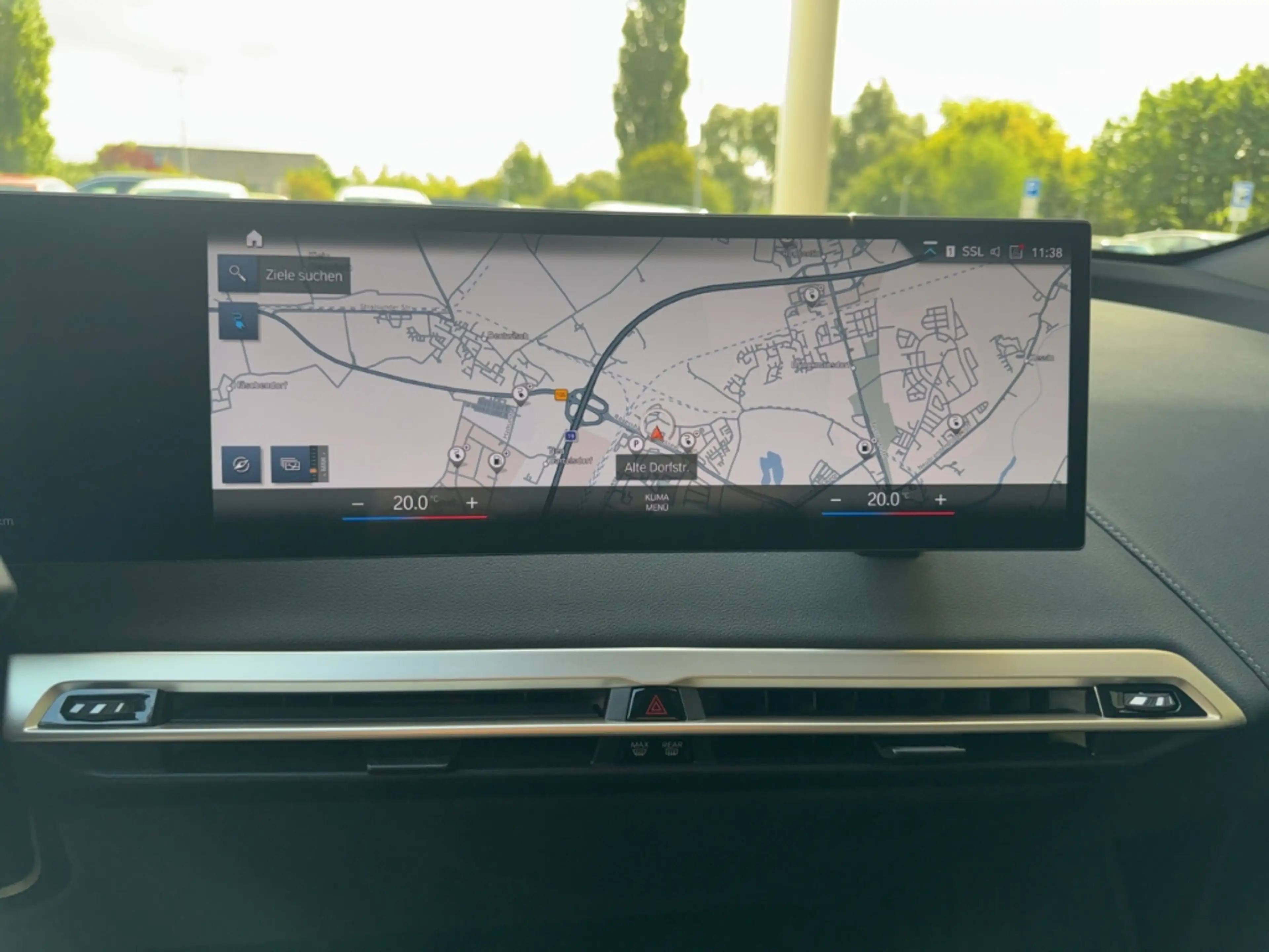 BMW iX 50 Sport/Laser/Panorama/Navi/Bowers & Wilkins — photo 9