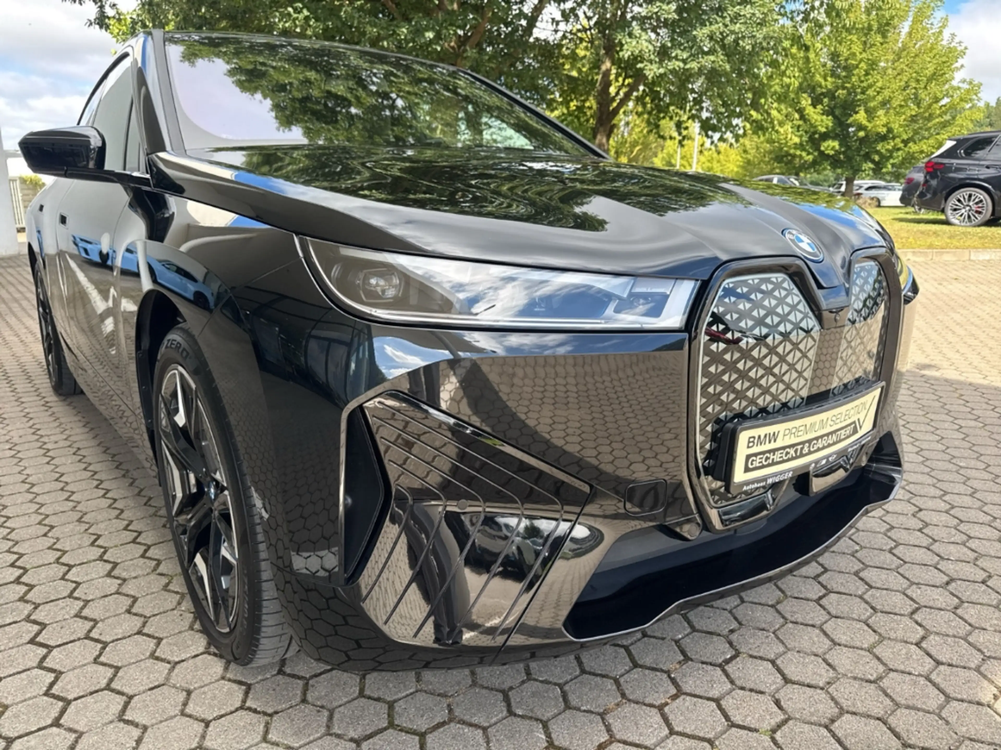 BMW iX 50 Sport/Laser/Panorama/Navi/Bowers & Wilkins — photo 6