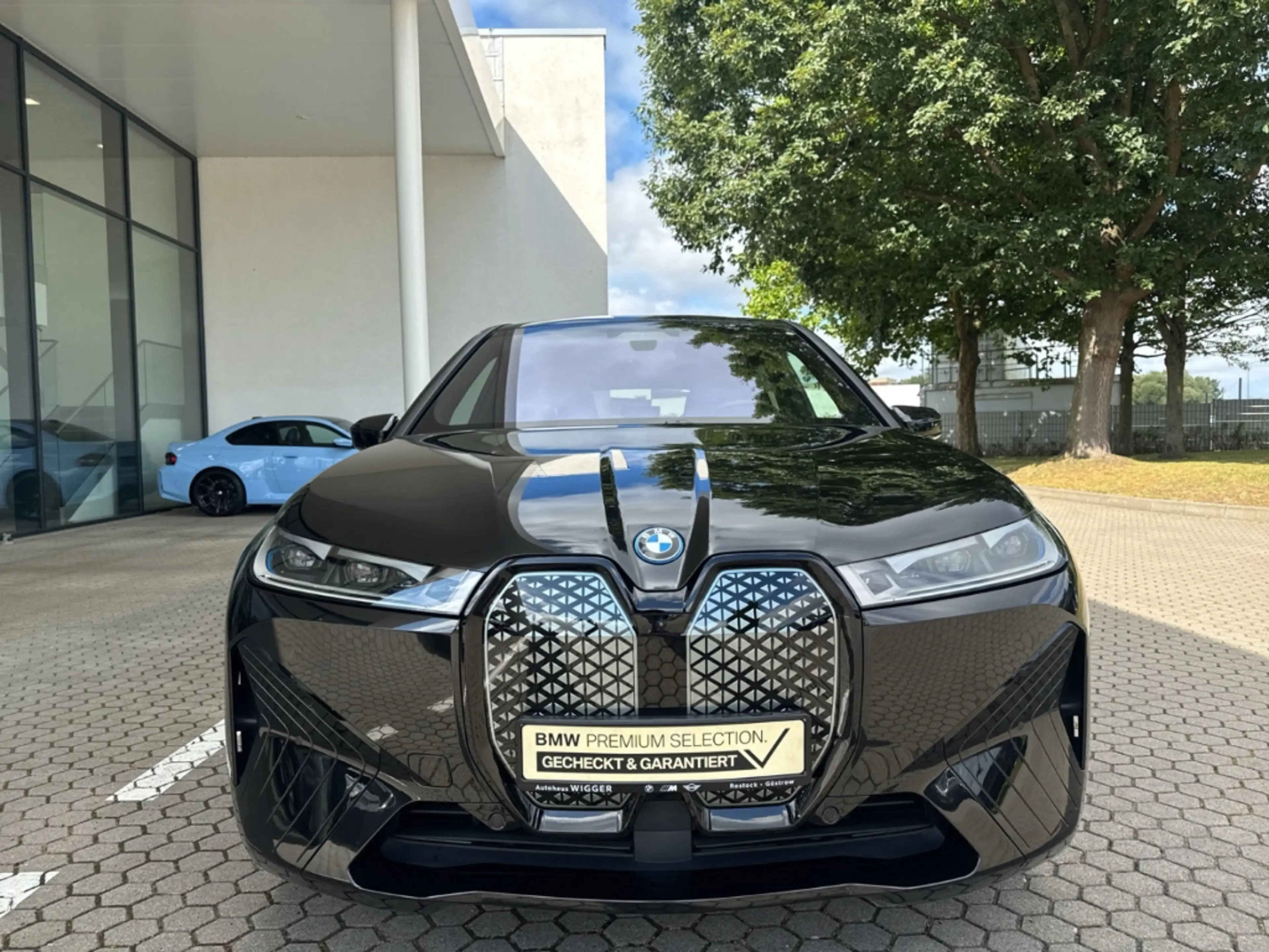 BMW iX 50 Sport/Laser/Panorama/Navi/Bowers & Wilkins — photo 13