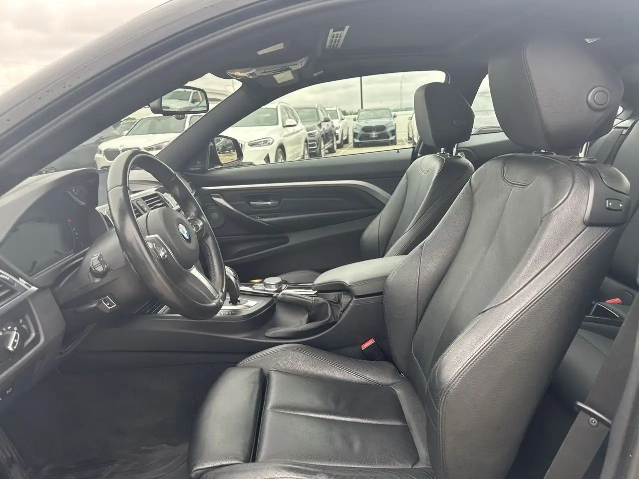 BMW 4 Series снимка BMW 4 Series