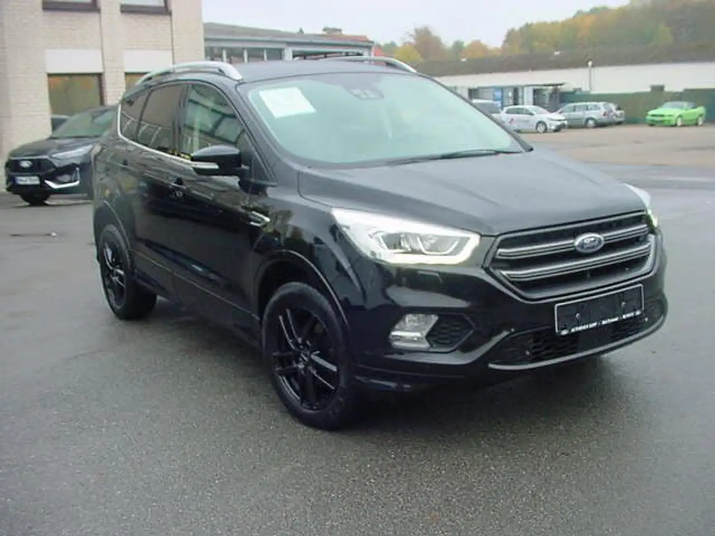 Ford Kuga Cool & Connect + el. Heckklappe Noir - 1