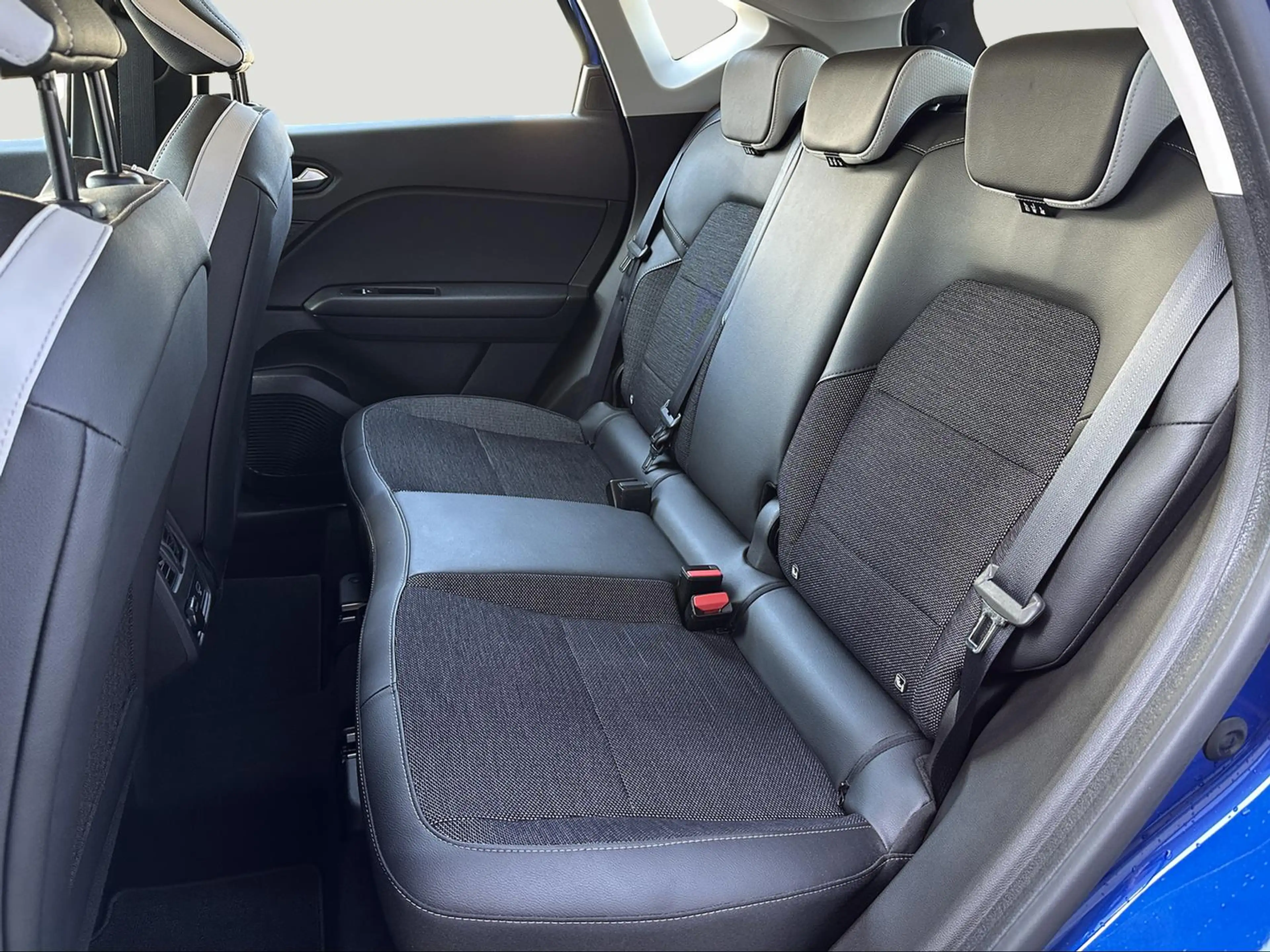 Renault Captur Intens 1.0TCE APP/NAV/PDC/KAMERA/SHZ — photo 6