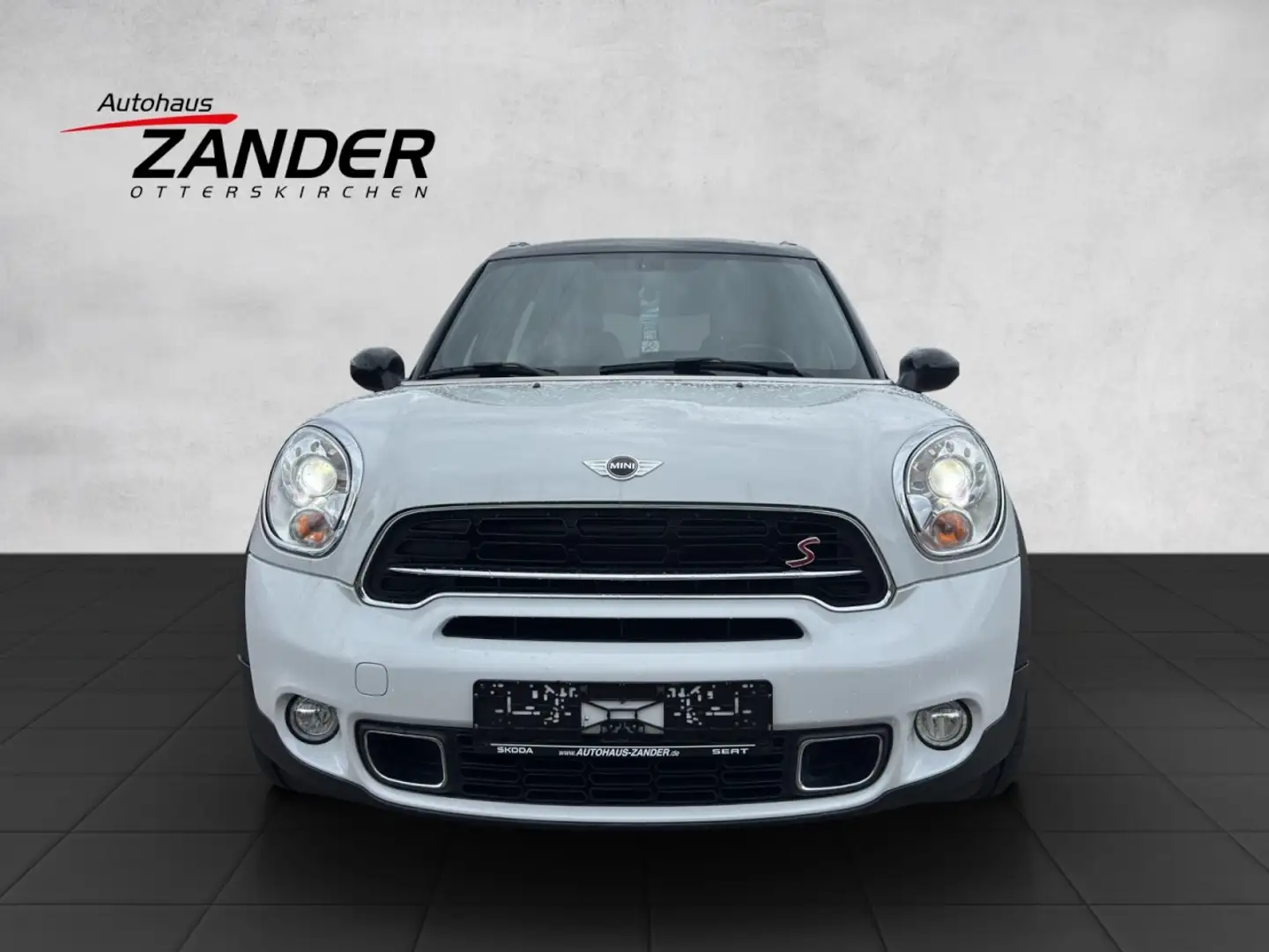 MINI Cooper Countryman SD Leder uvm. 8fach bereift Blanco - 2