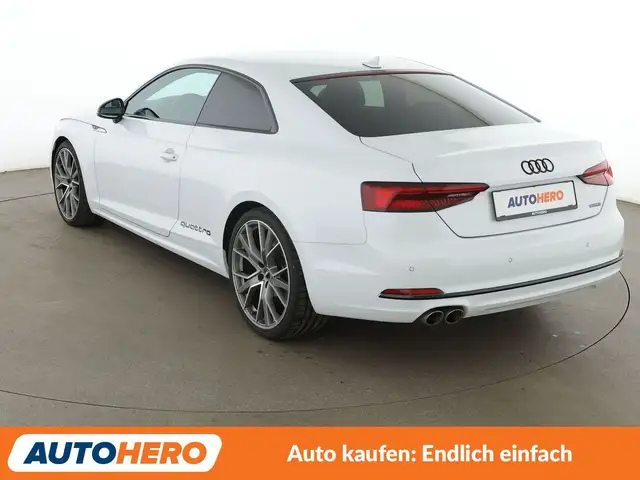 Audi A5 view 4