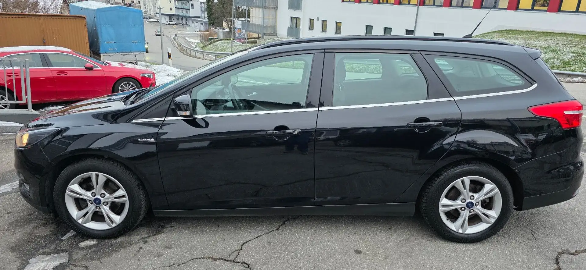 Ford Focus AHK, Garantie, Motor überholt!! Schwarz - 2