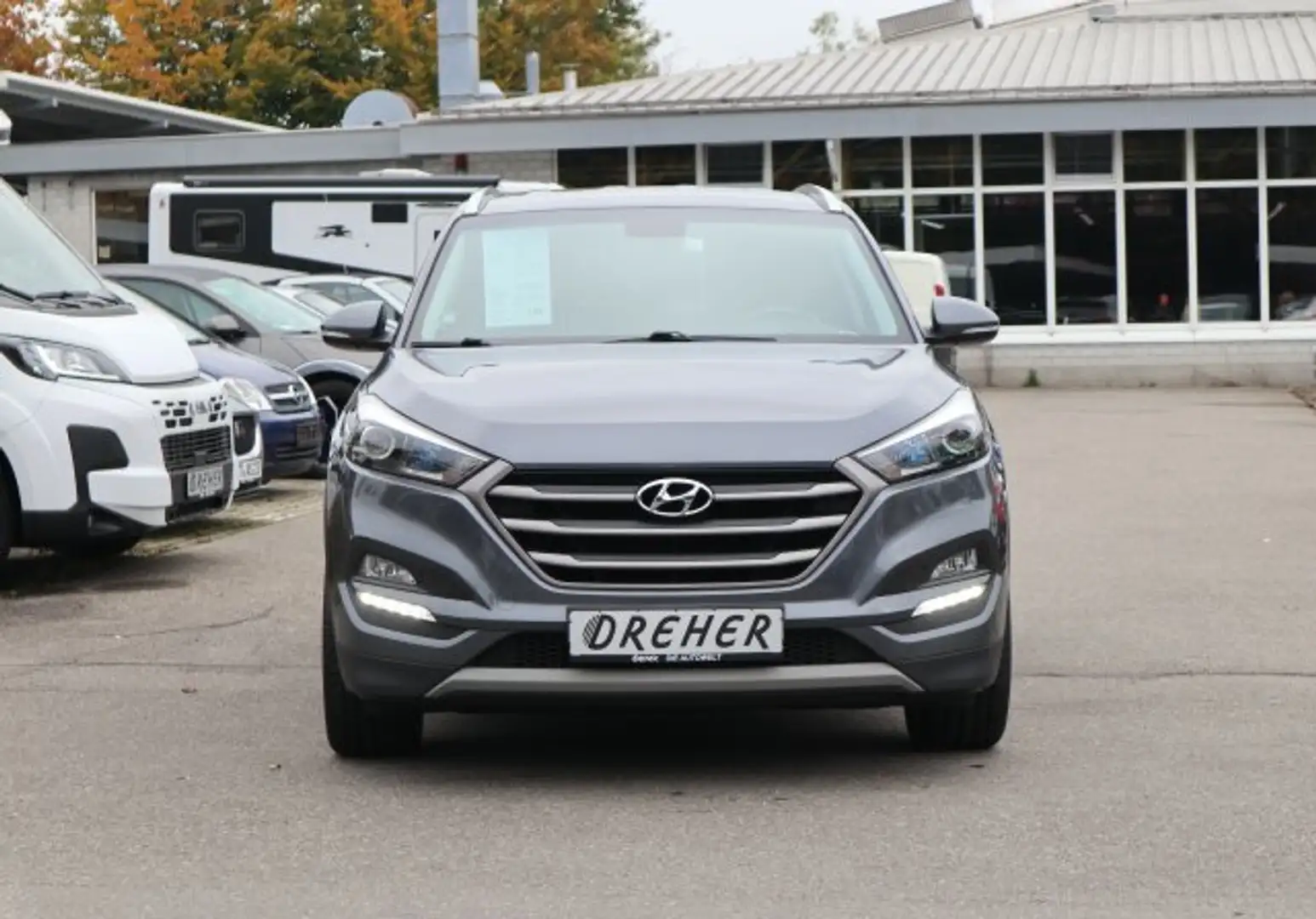 Hyundai TUCSON Tucson 1.6 Advantage 2WD Navi/Klima/Sitzhzg./BC Grijs - 2