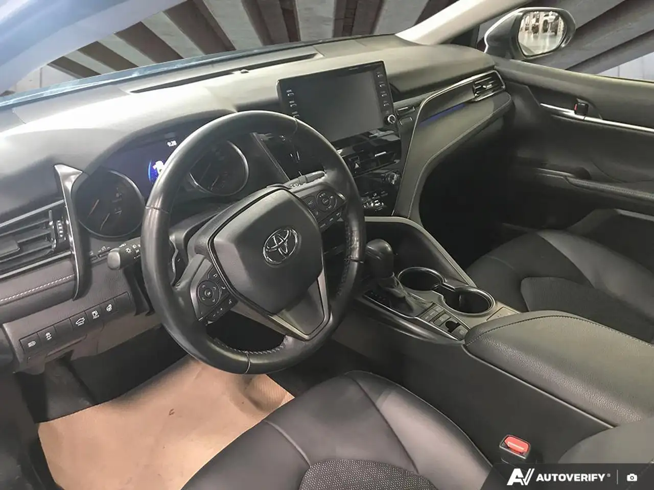 Toyota Camry снимка Toyota Camry