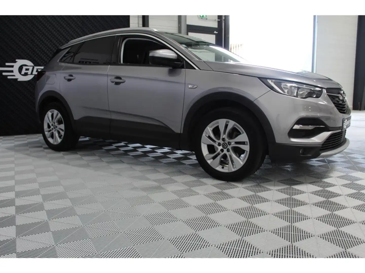 Opel Grandland X 1.5 CDTI - 130 - Applecarplay - Caméra de recul - Boîte auto Gris - 2