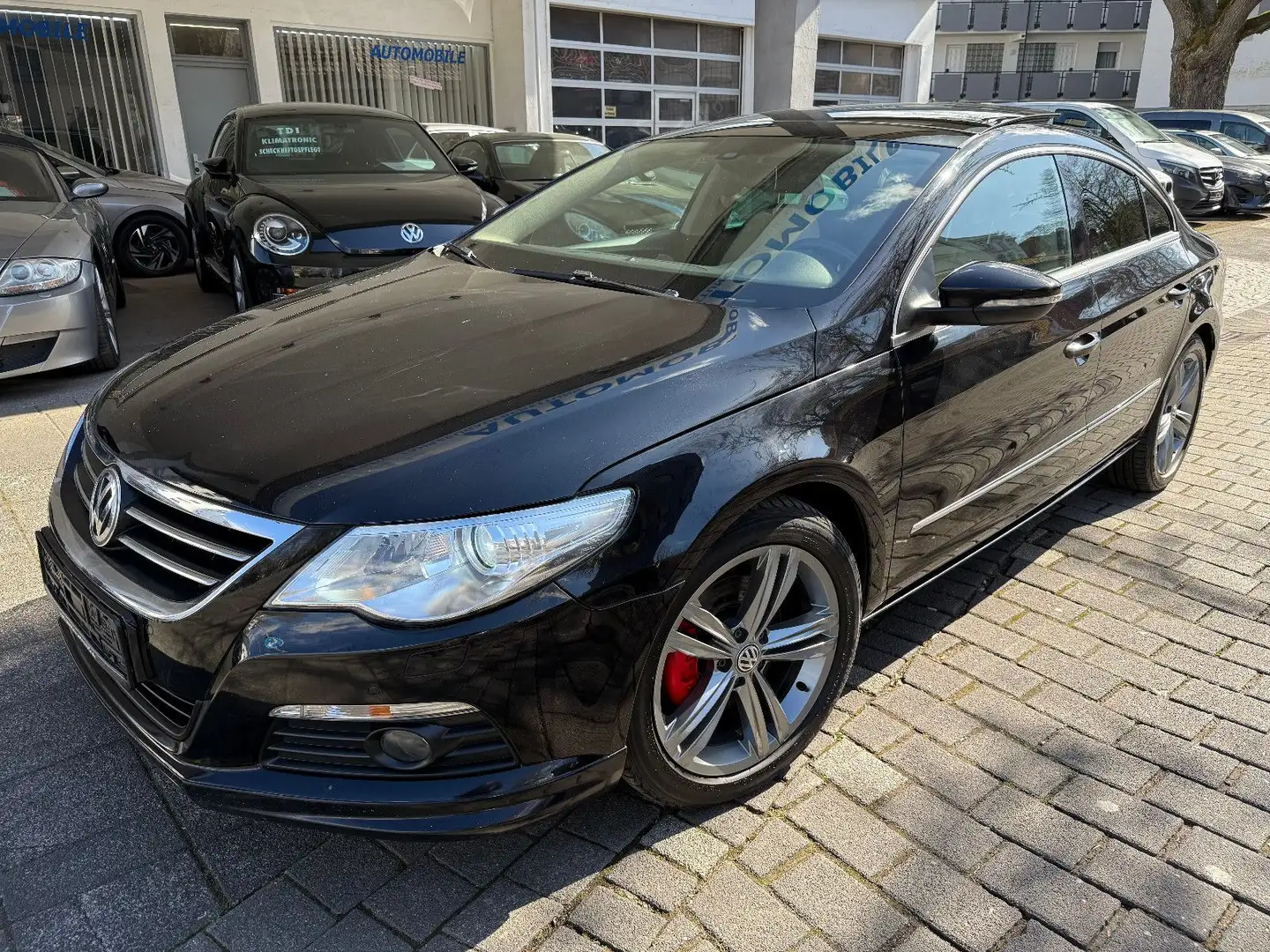 Volkswagen Passat CC 1.8,Xenon,e.GSD,DSG,5 Sitzer, Kamera Černá - 1