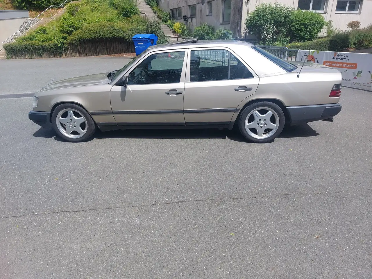 Mercedes-Benz E 260, foto 4