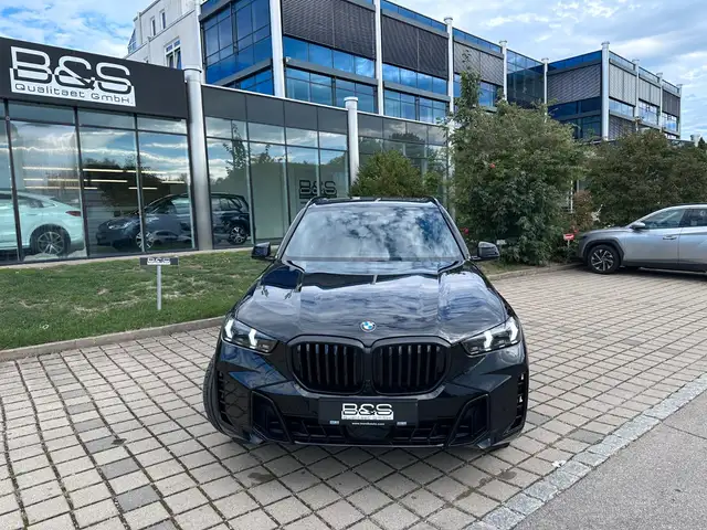 BMW X5 view 9