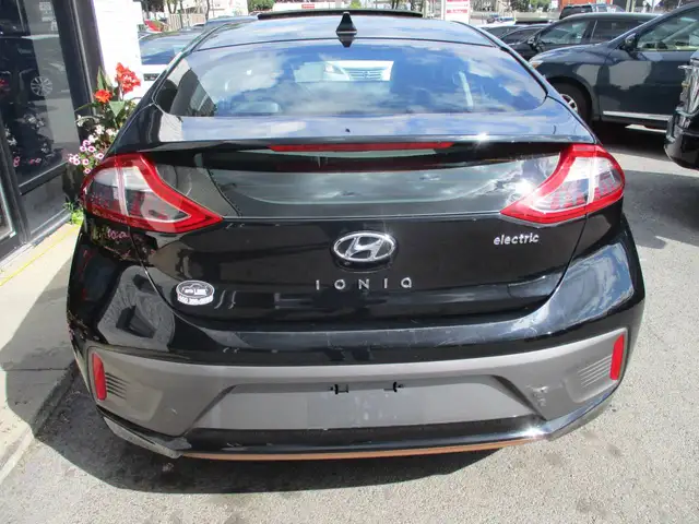 Hyundai IONIQ 2018 — photo 3