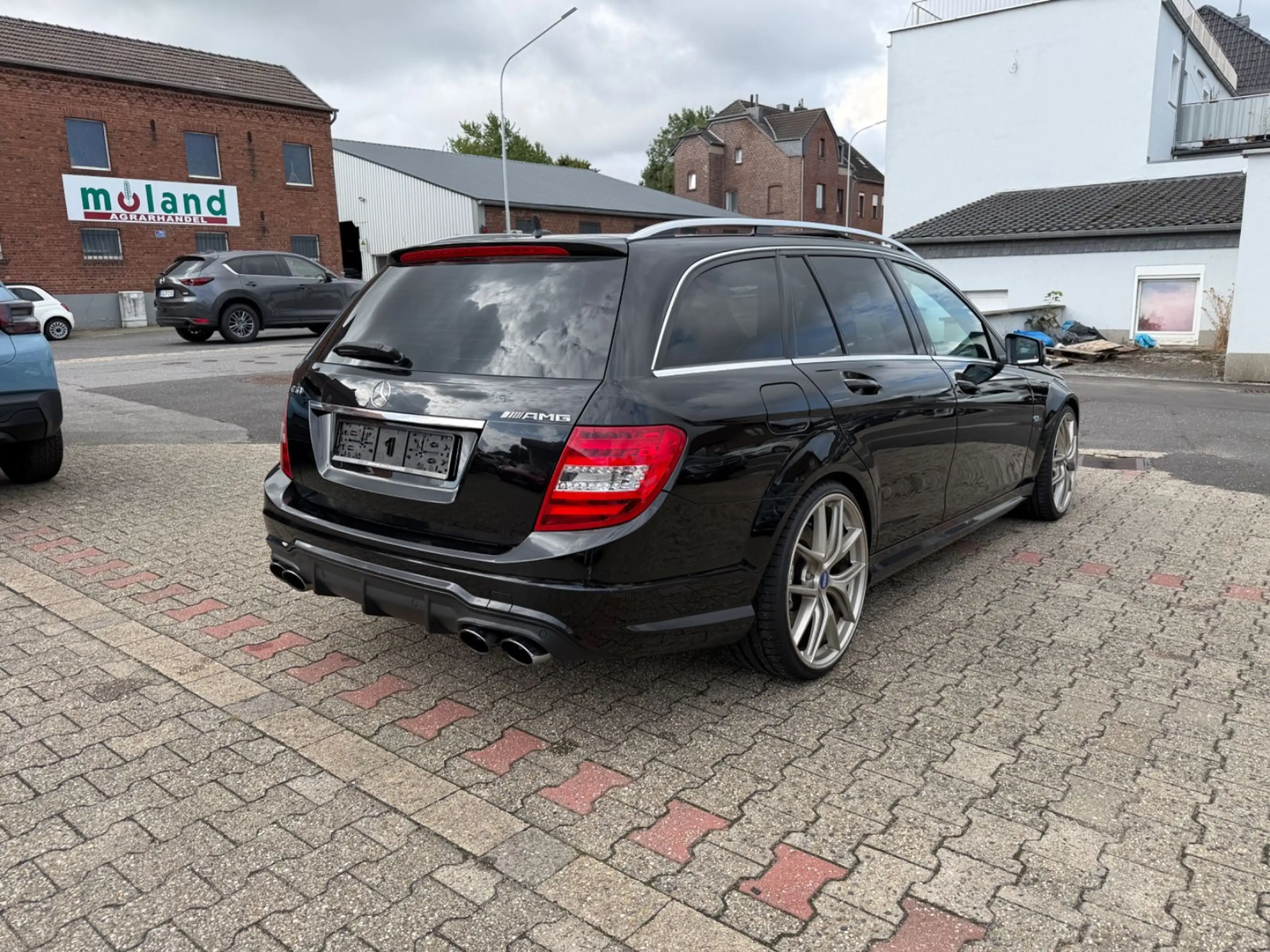 Mercedes-Benz C 63 AMG T 7-G FACELIFT DE FAHRZEUG MB SERVICE! — photo 5
