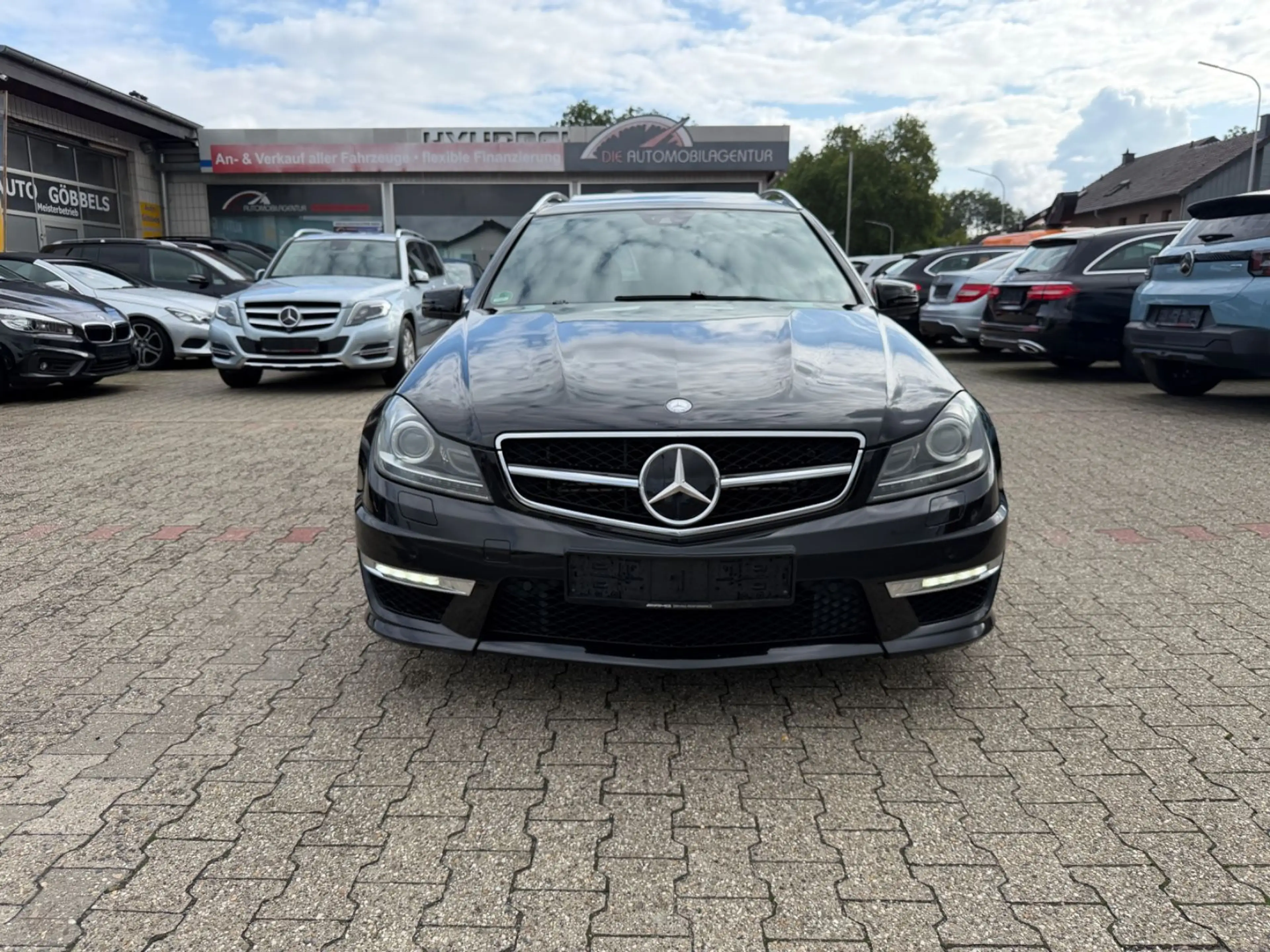 Mercedes-Benz C 63 AMG T 7-G FACELIFT DE FAHRZEUG MB SERVICE! — photo 2