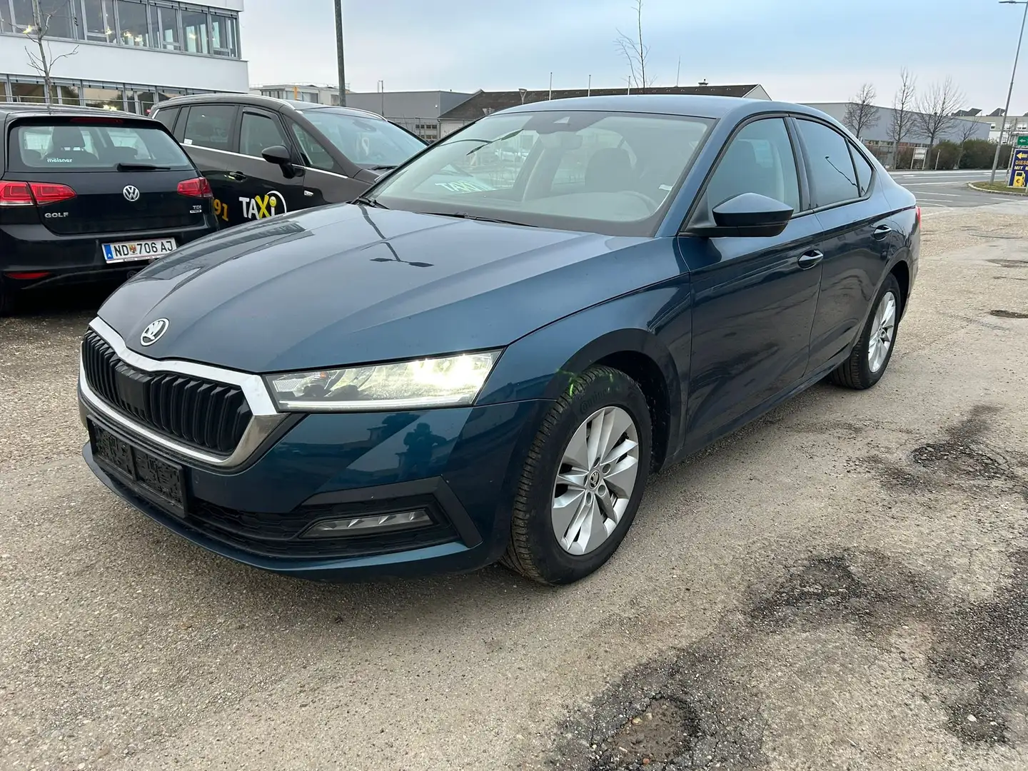 Skoda Octavia Ambition Blau - 1