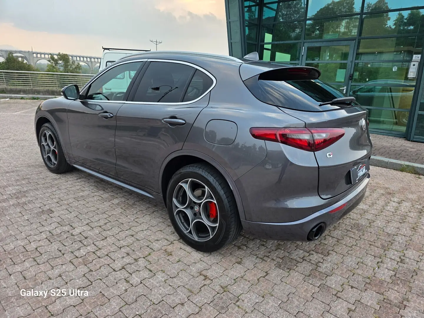 Alfa Romeo Stelvio Stelvio 2.2 210 CV Q4 valuto usato/scambio Gris - 2