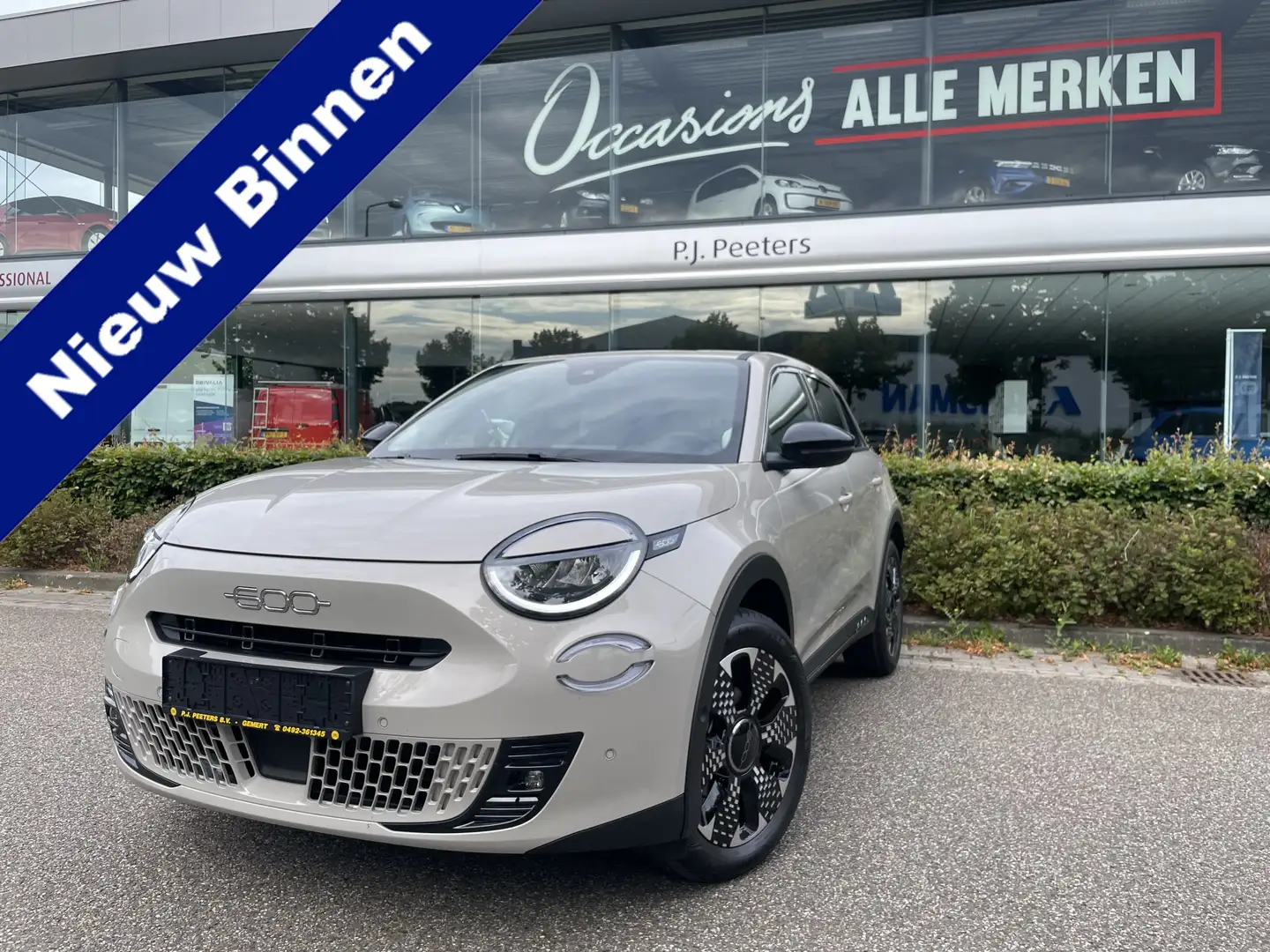 Fiat 600 1.2 Hybrid La Prima Achteruitrijcamera - Airco - C Grijs - 1