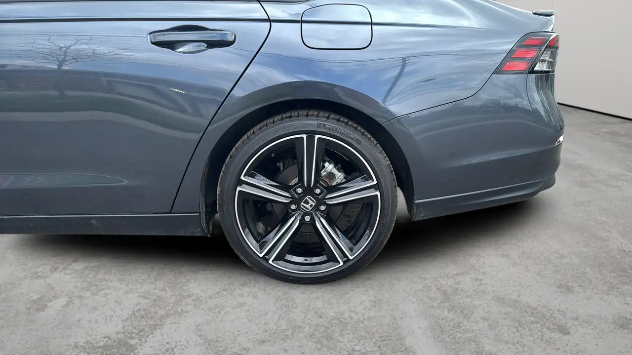 Honda Accord снимка Honda Accord