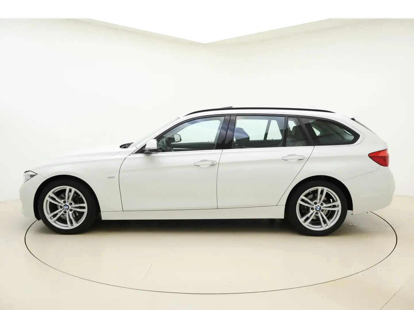 BMW 320 3-serie Touring 320i Luxury Line -Pano Dak -Trekha Blanc - 2