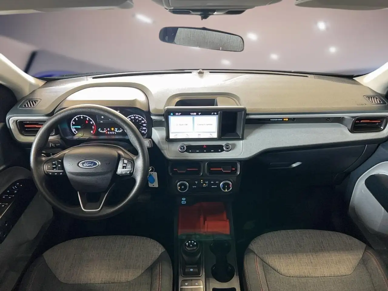 Ford Maverick снимка Ford Maverick