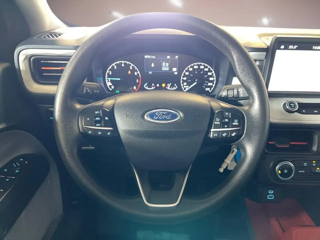 Ford Maverick снимка Ford Maverick
