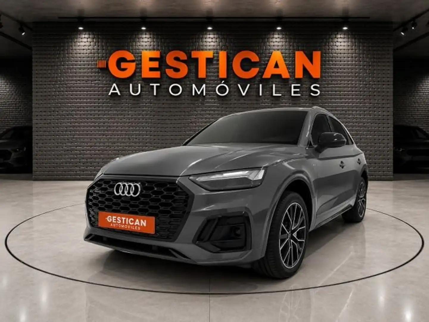 Audi Q5 50 TFSIe Black line quattro-ultra S tronic Gris - 1