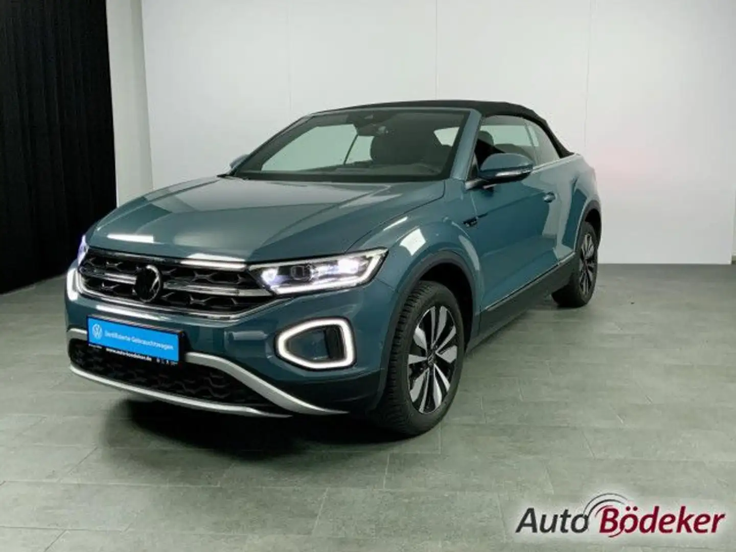 Volkswagen T-Roc Cabriolet 1.5 TSI DSG Move Garantie b. Navi Blauw - 2