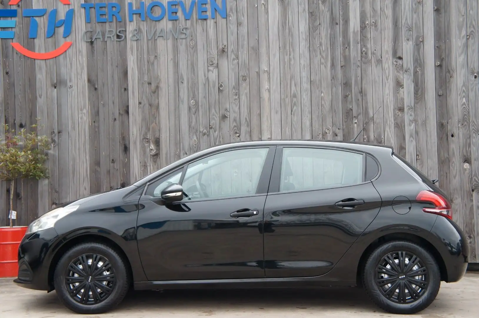 Peugeot 208 1.0 Access PureTech Klima Tempom. 50KW Euro6 Schwarz - 1