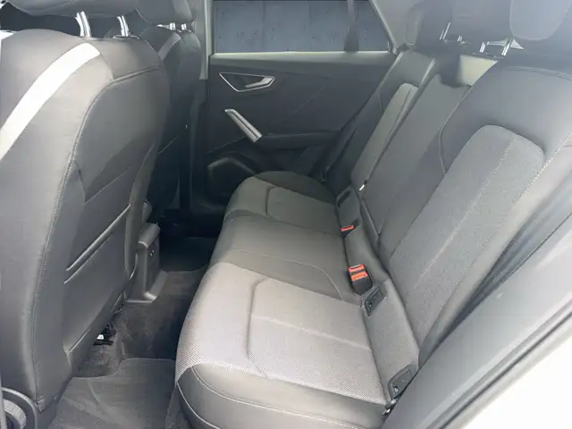 Audi Q2 view 12
