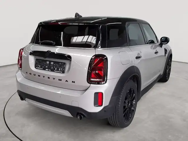 MINI Countryman view 4