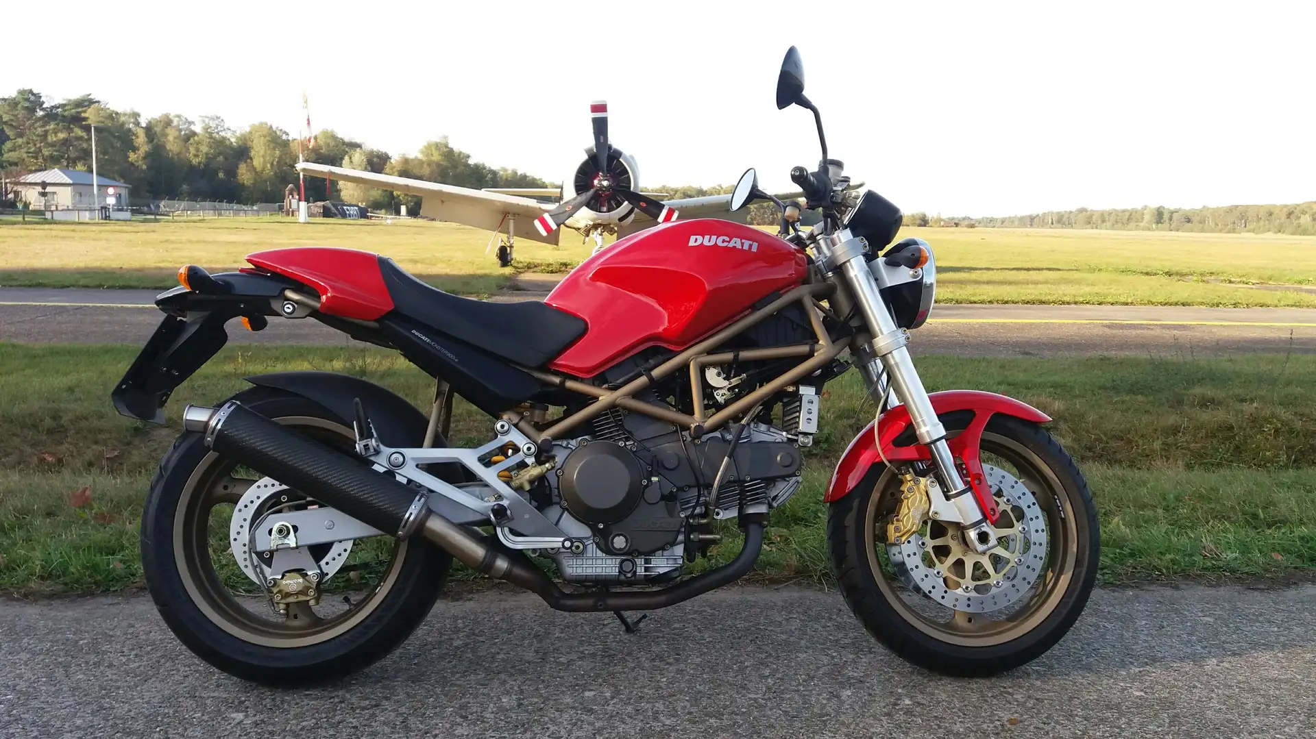 Ducati Monster 900 900 ie - slechts 2800 km Roşu - 2