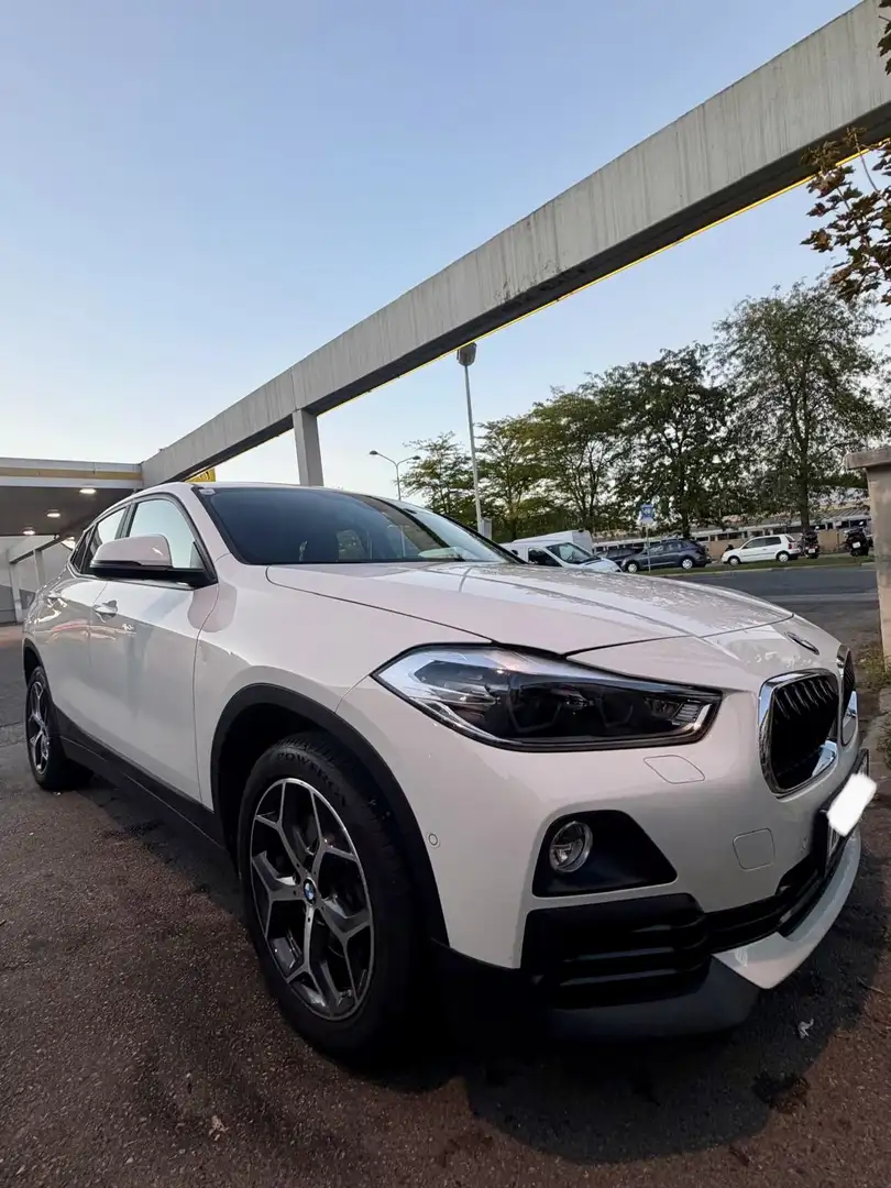 BMW X2 sDrive20i Aut. - 1