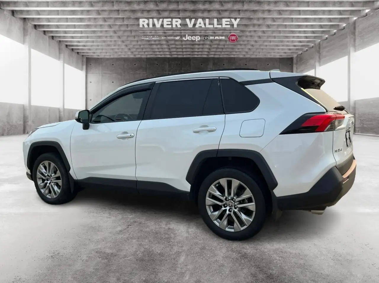 Toyota RAV 4 photo Toyota RAV 4