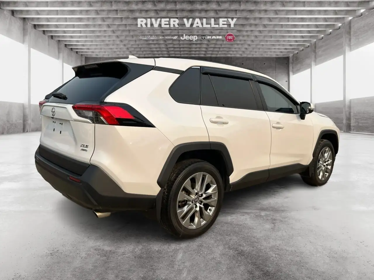 Toyota RAV 4 photo Toyota RAV 4