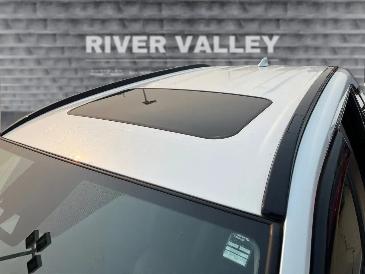 Toyota RAV 4 photo Toyota RAV 4
