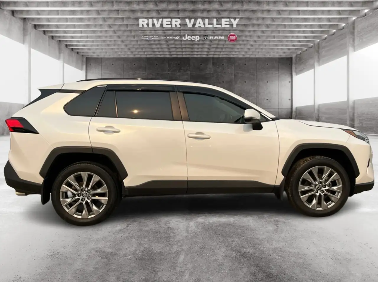 Toyota RAV 4 photo Toyota RAV 4